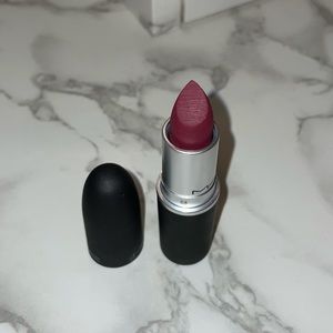 Mac powder kiss lipstick